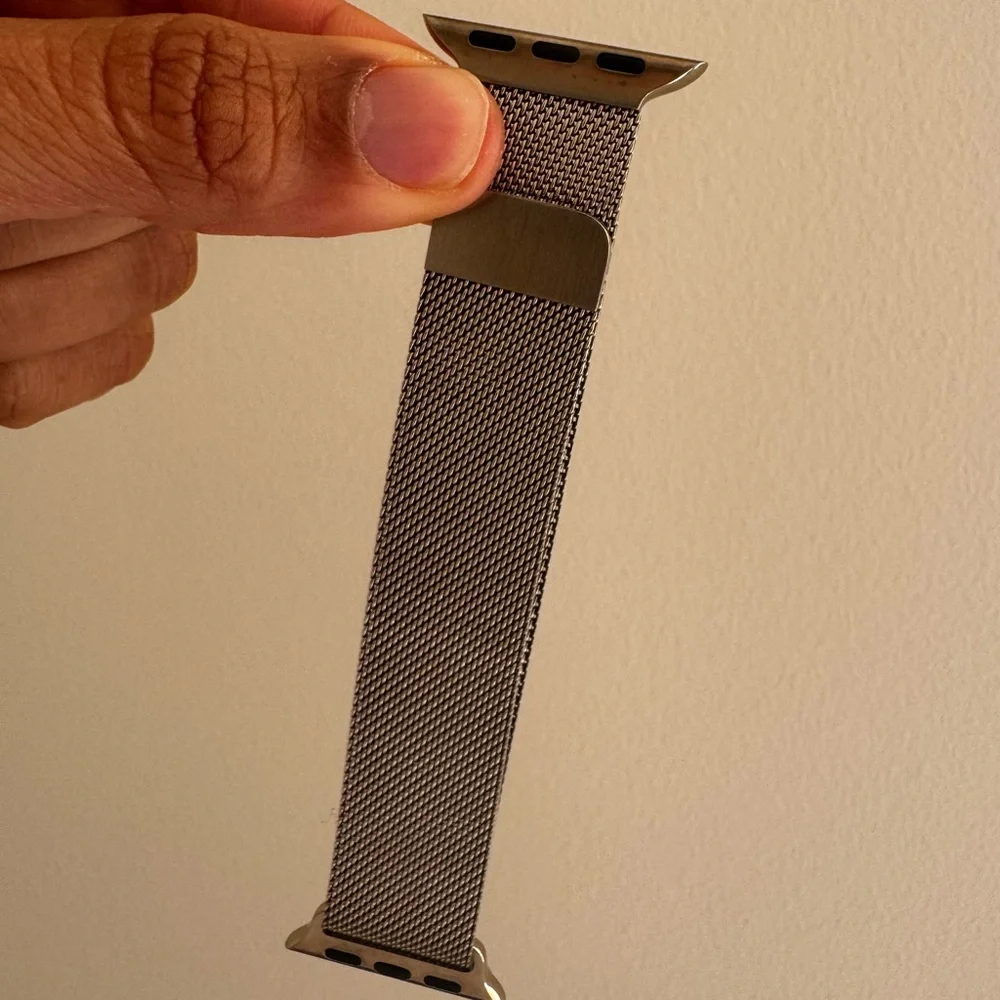 Apple Watch SE Aluminum (GPS + Cellular)